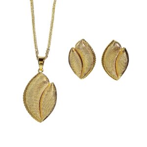 Elegant Leaf Design Gold Jewelry Set – Necklace and Earrings