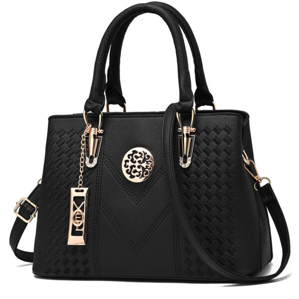 Elegant Luxury Handbag – Premium Quality, Timeless Style